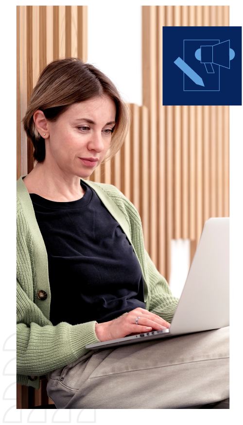 Freelance writer enhancing content marketing